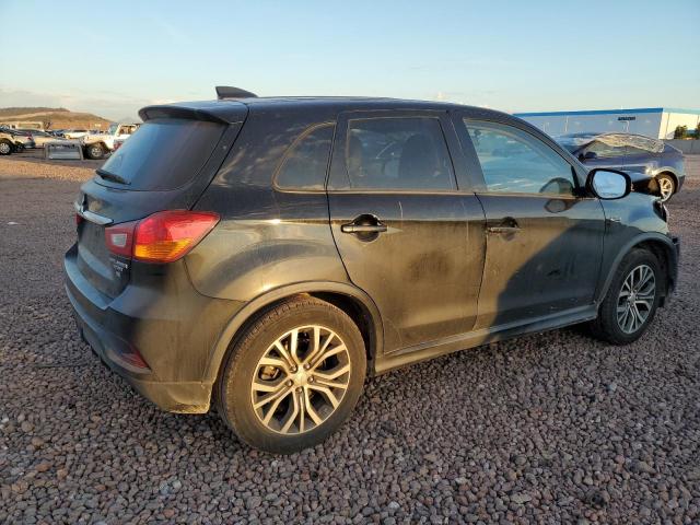 JA4AP3AWXJU001388 - 2018 MITSUBISHI OUTLANDER ES Schwarz Foto 3