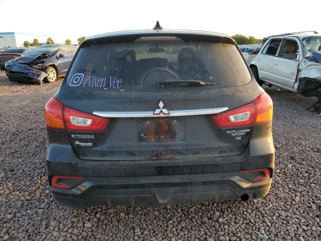 JA4AP3AWXJU001388 - 2018 MITSUBISHI OUTLANDER ES Schwarz Foto 6