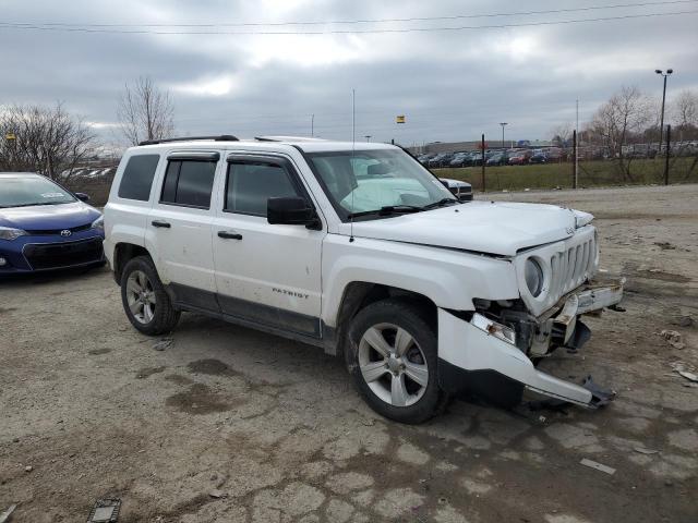 1C4NJRFB9ED847518 - 2014 JEEP PATRIOT LATITUDE WHITE photo 4