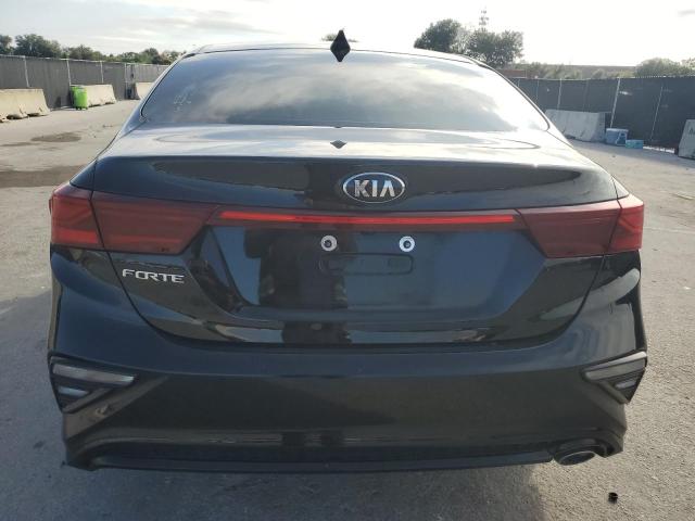 3KPF24AD8ME331211 - 2021 KIA FORTE FE BLACK photo 6