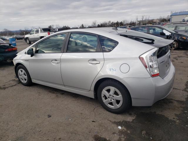 JTDKN3DU4B0274104 - 2011 TOYOTA PRIUS SILVER photo 2