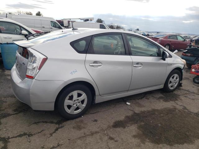 JTDKN3DU4B0274104 - 2011 TOYOTA PRIUS SILVER photo 3