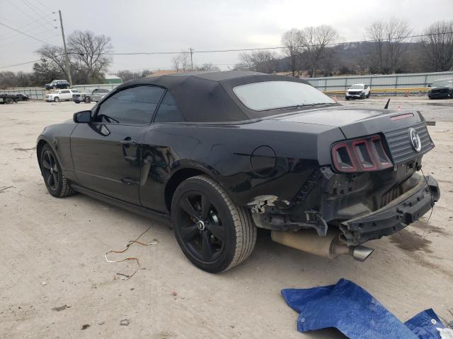 1ZVBP8EM6D5239377 - 2013 FORD MUSTANG BLACK photo 2