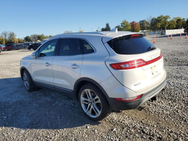 5LMTJ3DH9GUJ11475 - 2016 LINCOLN MKC RESERVE თეთრი ფოტო 2