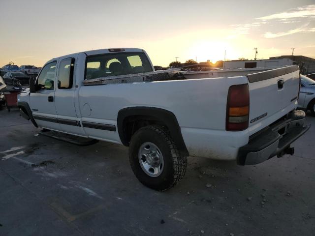 1GCHC29U51E302254 - 2001 CHEVROLET SILVERADO C2500 HEAVY DUTY WHITE photo 2