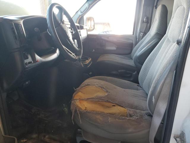 1GCFG15X761133925 - 2006 CHEVROLET EXPRESS G1 WHITE photo 7