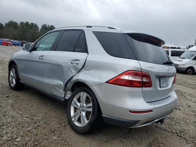 4JGDA5HBXFA486803 - 2015 MERCEDES-BENZ ML 350 4MATIC SILVER photo 2