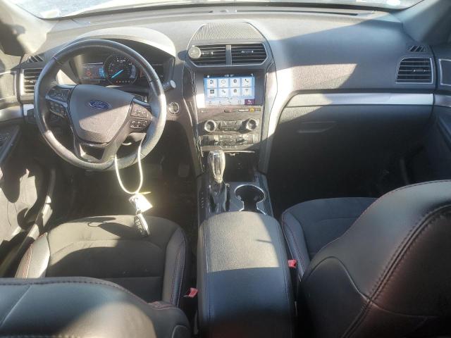 1FM5K7D87JGB30791 - 2018 FORD EXPLORER XLT Schwarz Foto 8