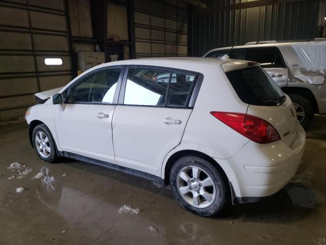 3N1BC13E57L374844 - 2007 NISSAN VERSA S WHITE photo 2