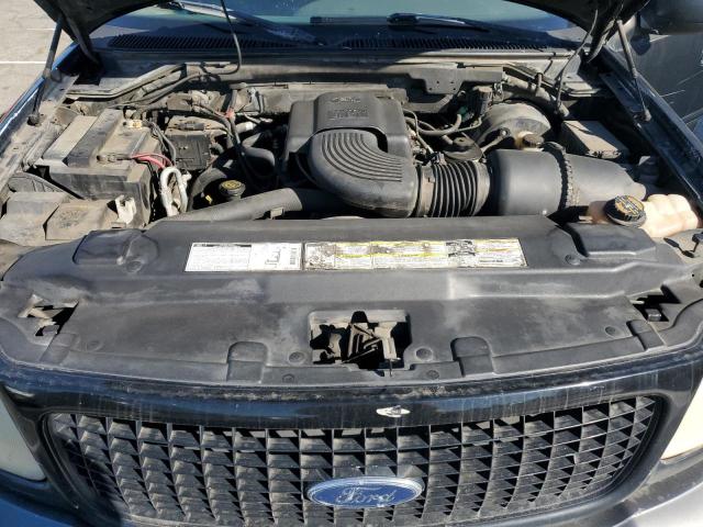 1FMRU1563YLC30913 - 2000 FORD EXPEDITION XLT შავი ფოტო 12