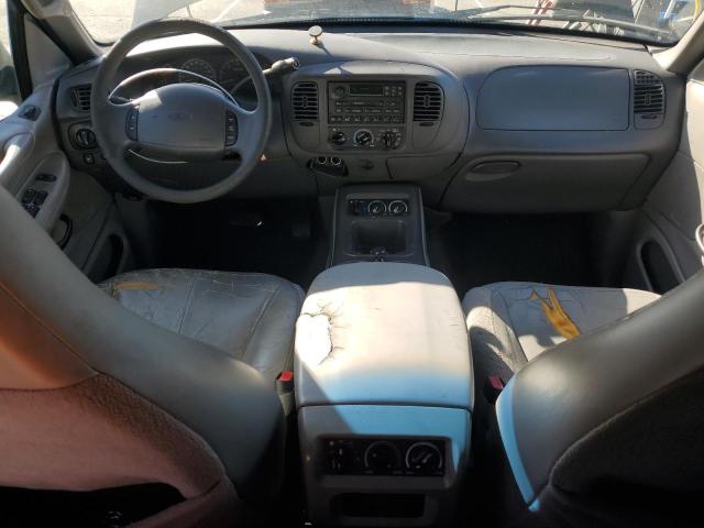 1FMRU1563YLC30913 - 2000 FORD EXPEDITION XLT შავი ფოტო 8