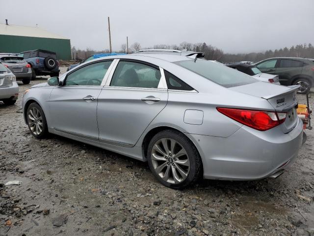 5NPEC4AC5BH267864 - 2011 HYUNDAI SONATA SE SILVER photo 2