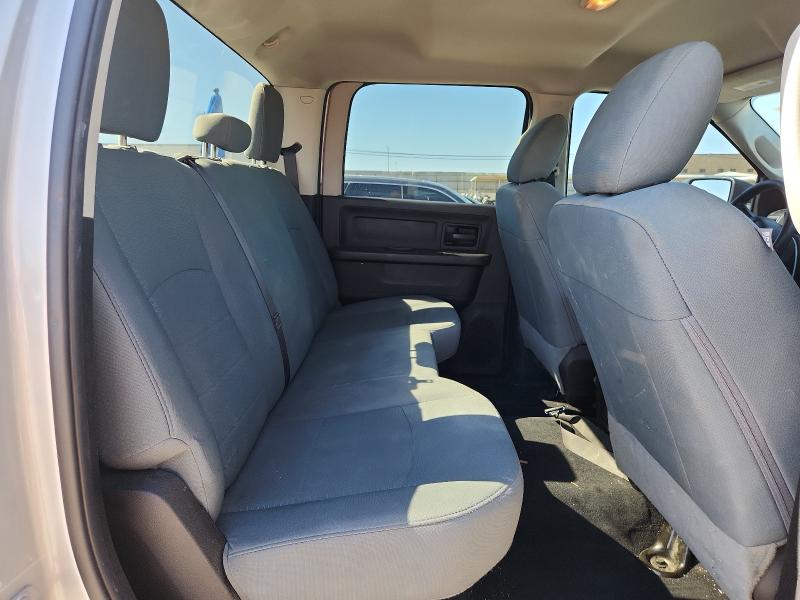 3C6UR5CJ3JG395790 - 2018 RAM 2500 ST Gümüş foto 10