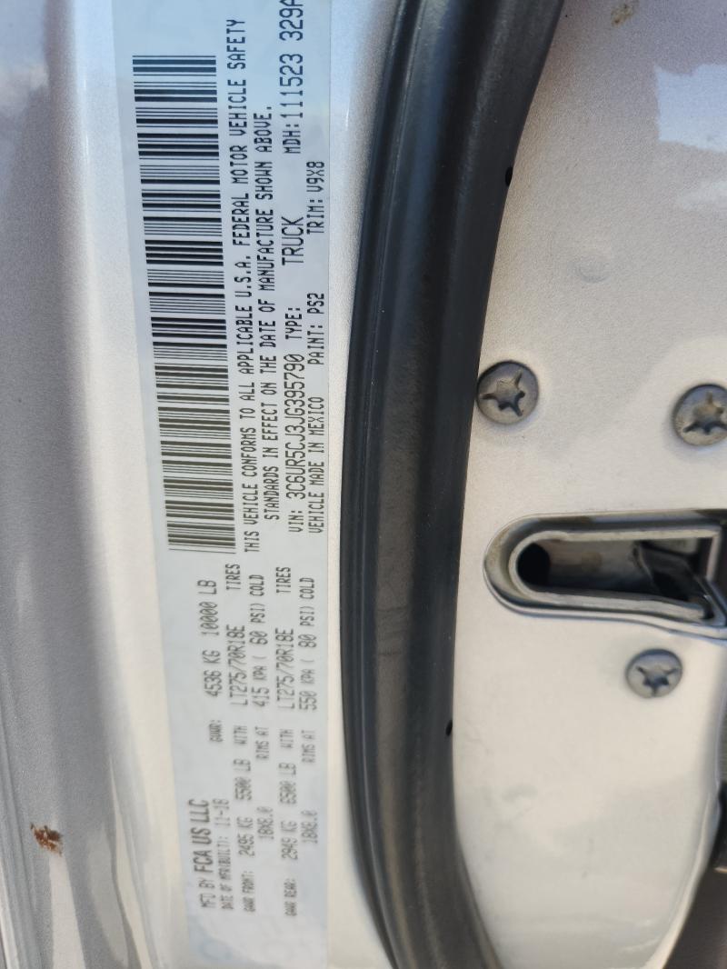 3C6UR5CJ3JG395790 - 2018 RAM 2500 ST Gümüş foto 12