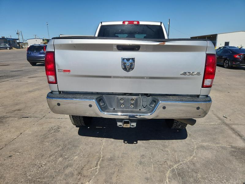 3C6UR5CJ3JG395790 - 2018 RAM 2500 ST Gümüş foto 6