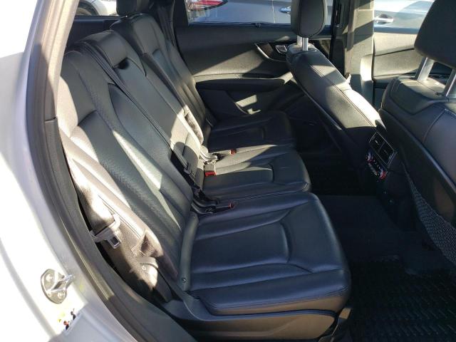 WA1VAAF71KD049727 - 2019 AUDI Q7 PRESTIGE 银色 照片 10