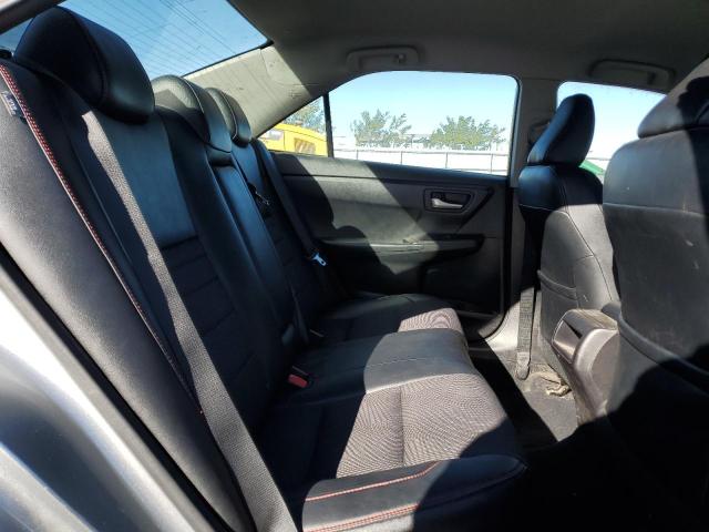 4T1BF1FK3GU263085 - 2016 TOYOTA CAMRY LE 灰色 照片 10