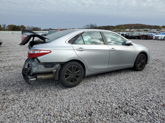 4T1BF1FK3GU263085 - 2016 TOYOTA CAMRY LE 灰色 照片 3