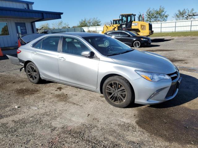 4T1BF1FK3GU263085 - 2016 TOYOTA CAMRY LE 灰色 照片 4