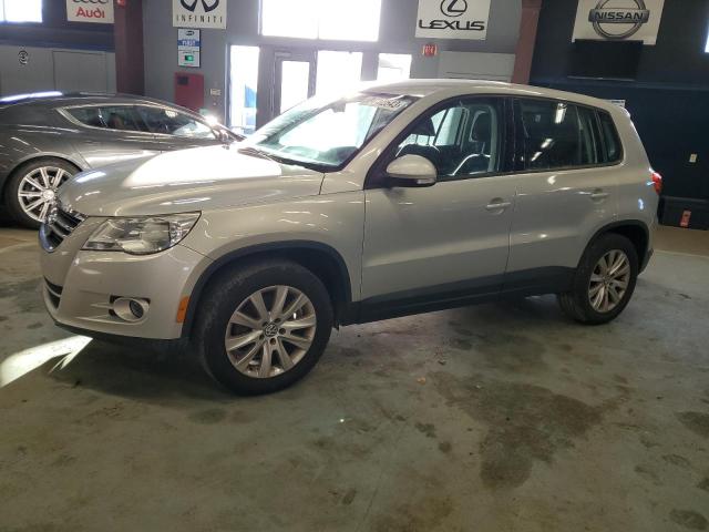 2011 VOLKSWAGEN TIGUAN S, 