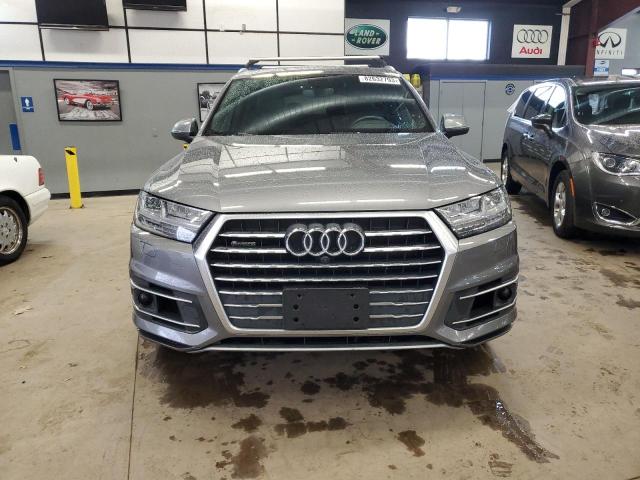 WA1VAAF70JD028883 - 2018 AUDI Q7 PRESTIGE GRAY photo 5