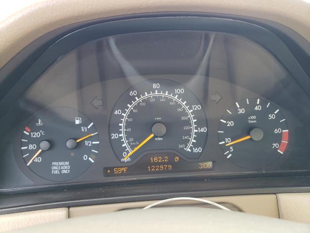 WDBJF65FXWA504057 - 1998 MERCEDES-BENZ E 320 Yaşıl foto 9