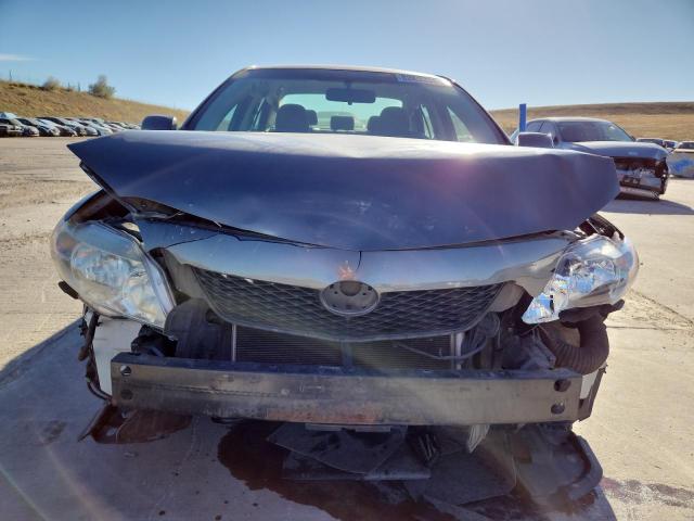 JTDBL40E799077993 - 2009 TOYOTA COROLLA BASE Szary zdjęcie 5