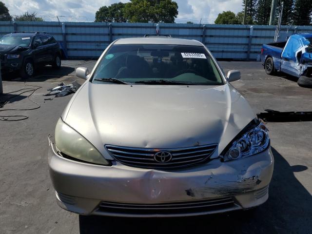 4T1BE30K35U565111 - 2005 TOYOTA CAMRY LE BEIGE photo 5