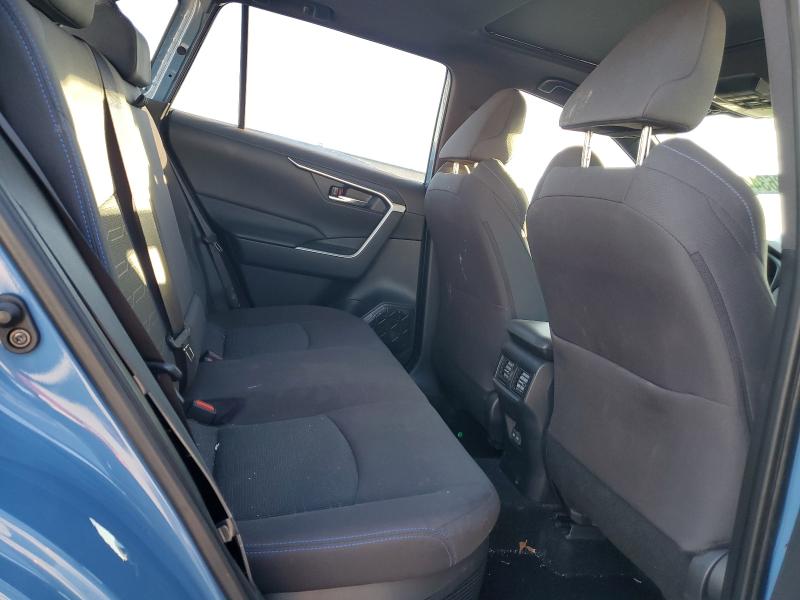 JTM16RFV8RD119060 - 2024 TOYOTA RAV4 SE BLUE photo 10