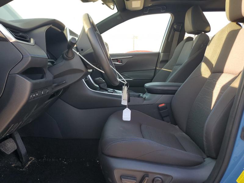 JTM16RFV8RD119060 - 2024 TOYOTA RAV4 SE BLUE photo 7