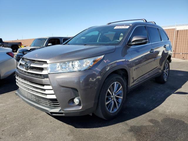 2017 TOYOTA HIGHLANDER SE, 