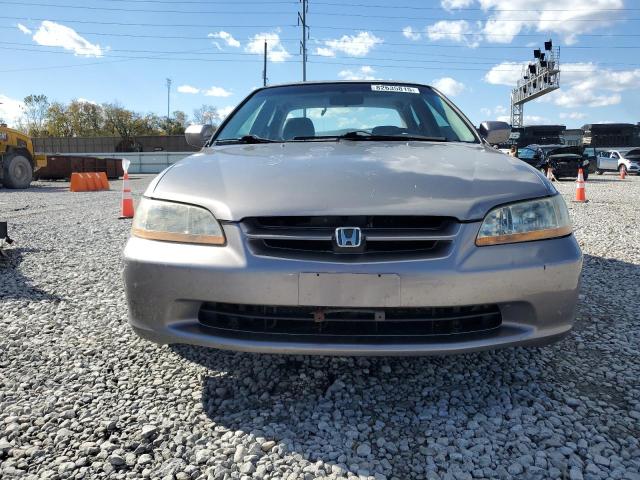 1HGCG1657YA063928 - 2000 HONDA ACCORD EX SILVER photo 5