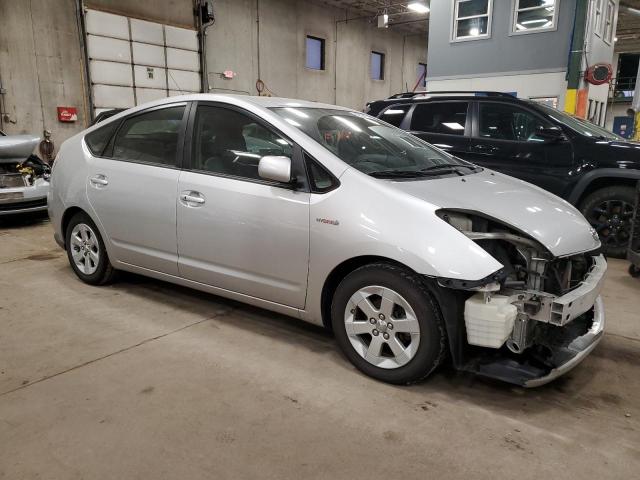 JTDKB20U083331706 - 2008 TOYOTA PRIUS SILVER photo 4