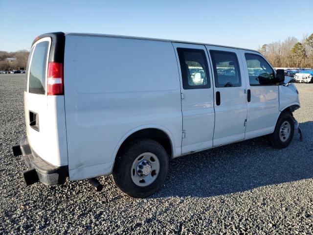 1GCWGAFG5J1906964 - 2018 CHEVROLET EXPRESS G2 WHITE photo 3