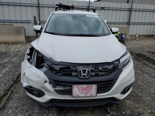 3CZRU6H55MM745113 - 2021 HONDA HR-V EX WHITE photo 5