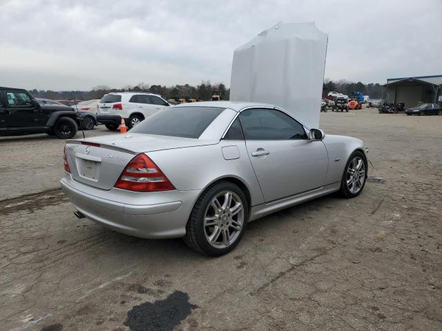 WDBKK49F84F299496 - 2004 MERCEDES-BENZ SLK 230 KOMPRESSOR SILVER photo 3