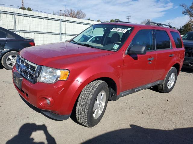 1FMCU0DG4BKC18146 - 2011 FORD ESCAPE XLT RED photo 1