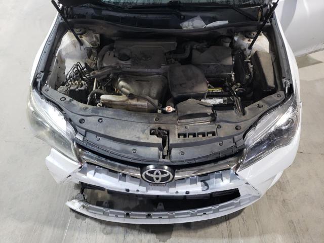 4T1BF1FK3HU772790 - 2017 TOYOTA CAMRY LE 白色 照片 11