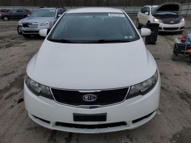 KNAFU4A22A5187328 - 2010 KIA FORTE EX WHITE photo 5