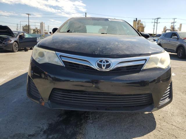 4T1BF1FK2DU205898 - 2013 TOYOTA CAMRY L BLACK photo 5
