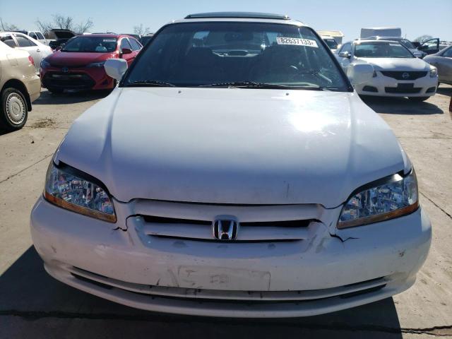 1HGCG165X2A060965 - 2002 HONDA ACCORD EX WHITE photo 5