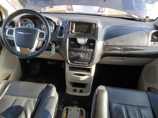 2C4RC1BG7FR515266 - 2015 CHRYSLER TOWN & COU TOURING BLUE photo 8