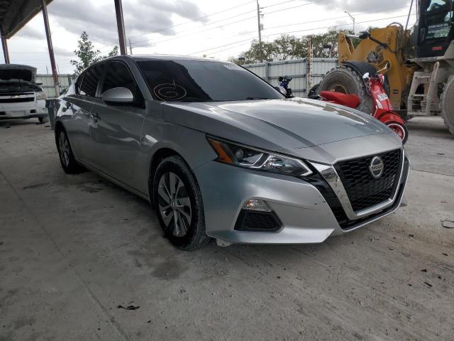 1N4BL4BV8KN329069 - 2019 NISSAN ALTIMA S SILVER photo 4