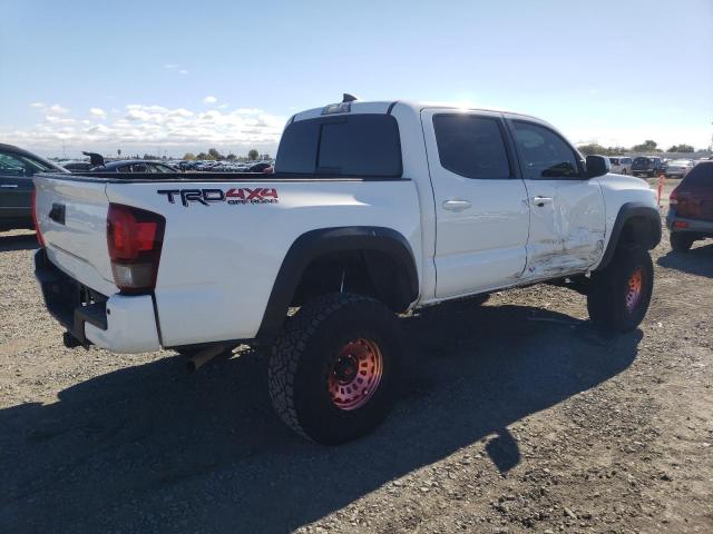 3TMCZ5AN0KM286393 - 2019 TOYOTA TACOMA DOUBLE CAB Білий фото 3