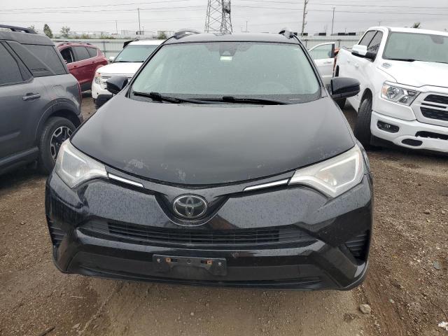 2T3BFREV4HW552866 - 2017 TOYOTA RAV4 LE Czarny zdjęcie 5