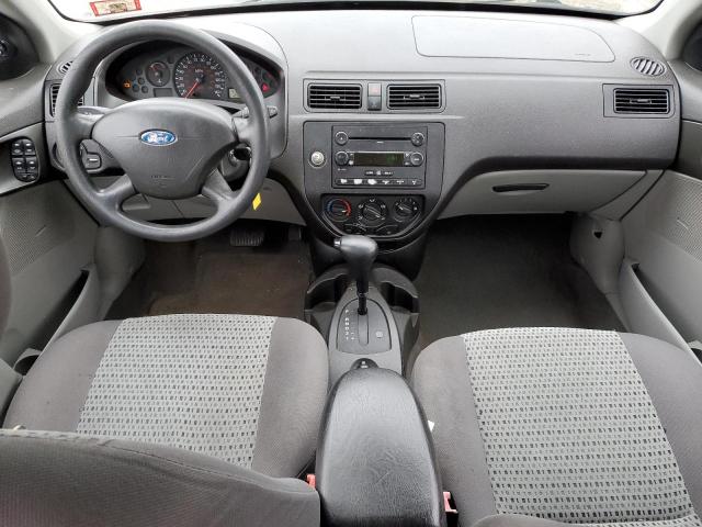 1FAFP34NX7W236178 - 2007 FORD FOCUS ZX4 SILVER photo 8