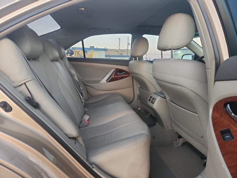 4T4BF3EK1AR003181 - 2010 TOYOTA CAMRY BASE TAN photo 10