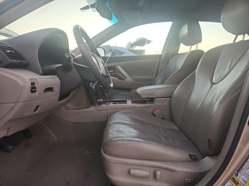 4T4BF3EK1AR003181 - 2010 TOYOTA CAMRY BASE TAN photo 7