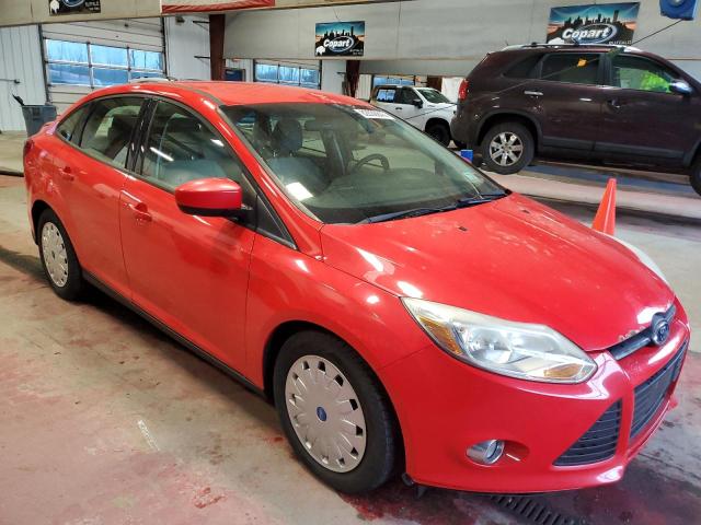 1FAHP3F29CL220741 - 2012 FORD FOCUS SE RED photo 4