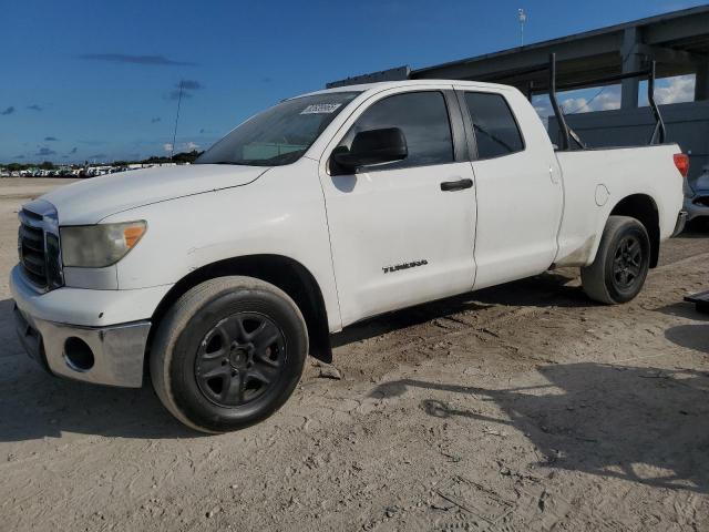 2011 TOYOTA TUNDRA DOUBLE CAB SR5, 